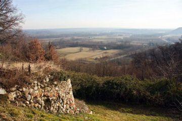 Panorama verso sud-est sulla valle del Ticino (foto di Alessandro Vecchi - 2012)