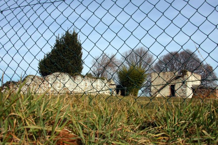 Resti delle fortificazioni 2